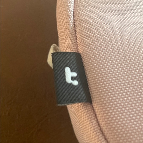 Tomtoc Pink Electronic/Cosmetic Bag - Picture 6 of 9